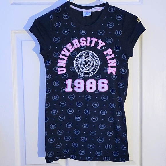 Victoria's Secret T-Shirt Size XS - Picture 1 of 2